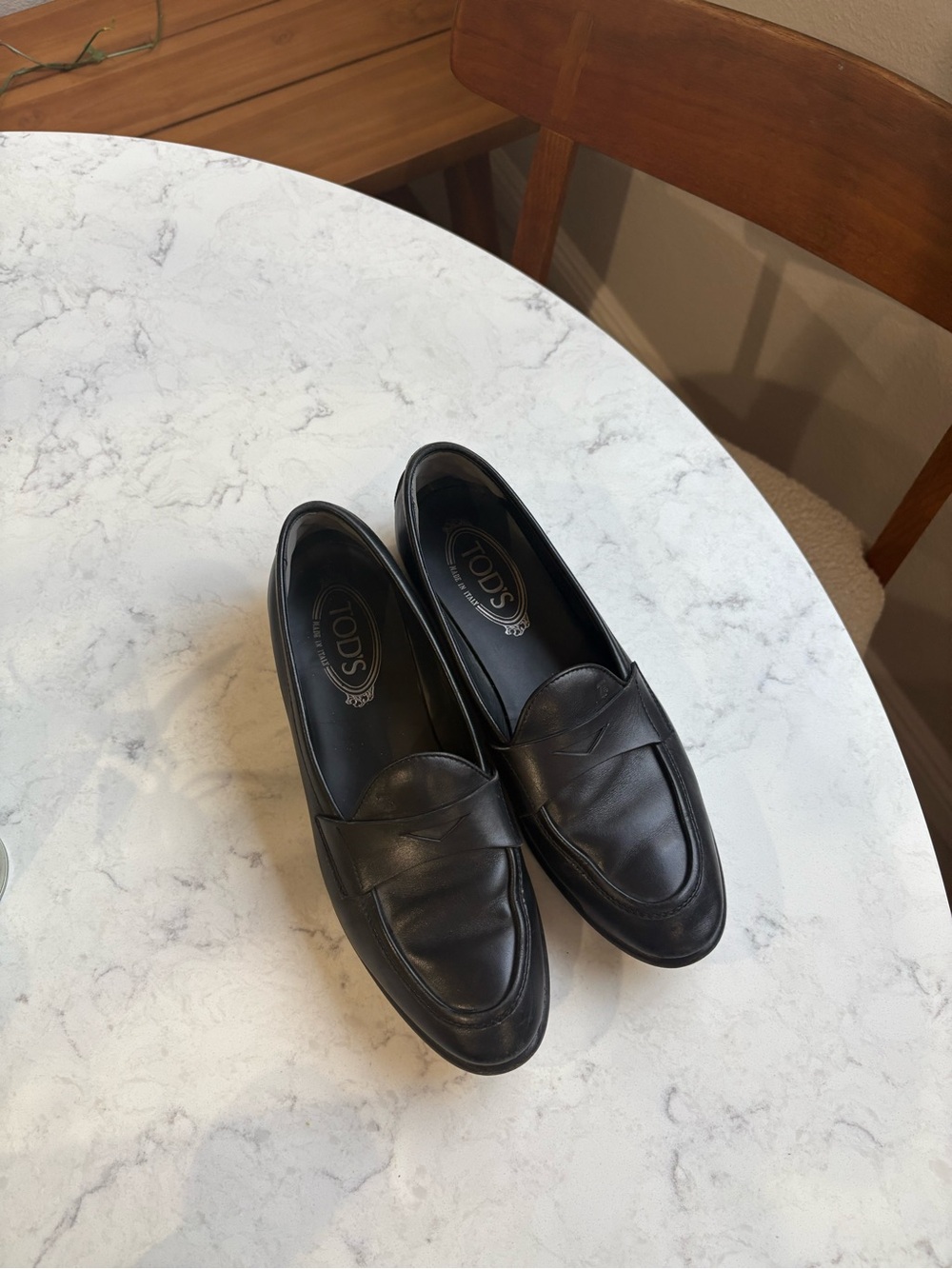 TOD'S Black Leather Penny Loafers for women 38